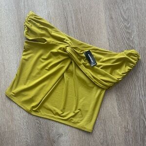 *NEW* EXPRESS Off-Shoulder Top